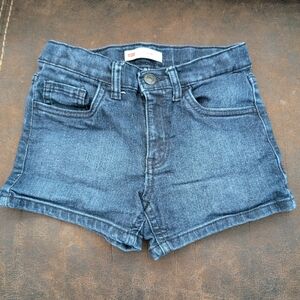 Girls Levi's denim shorts